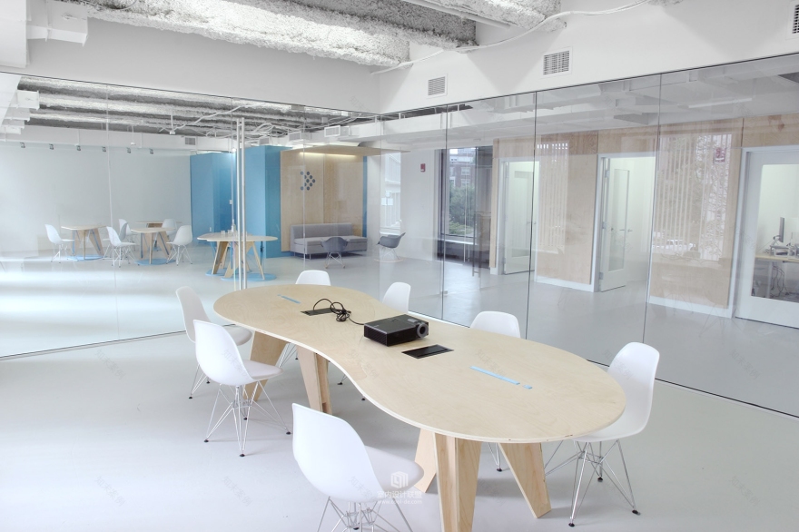 连家具都自己做的超简装低碳办公室,波士顿,美国-14