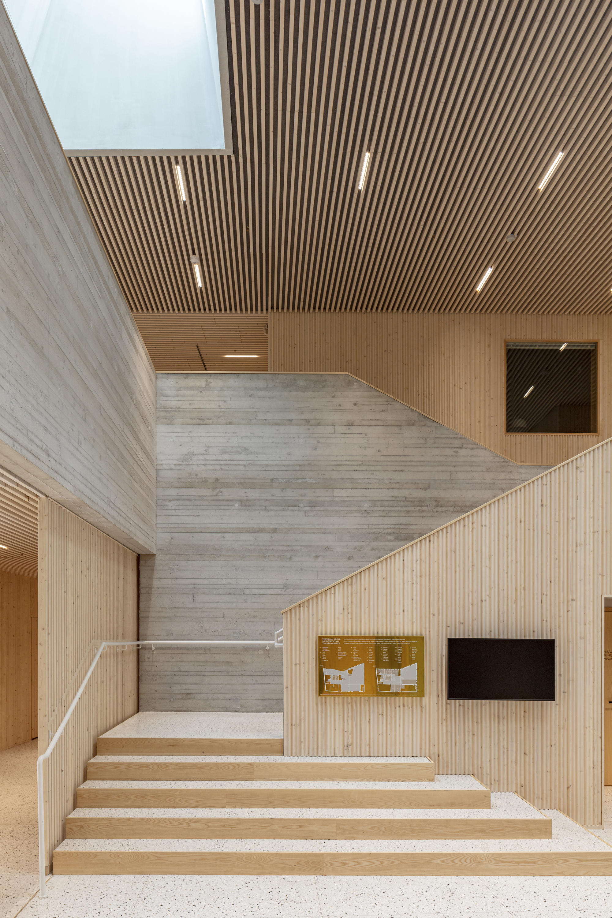 蒂古里拉教堂和住宅丨芬兰万塔丨OOPEAA-45