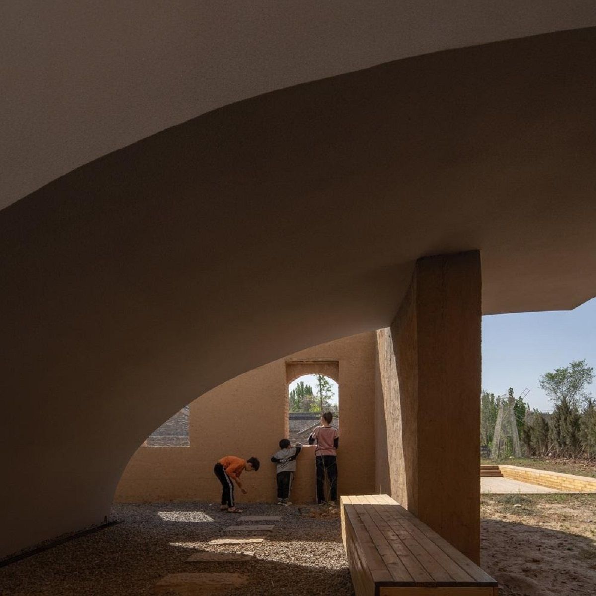 废墟中的图书馆-13