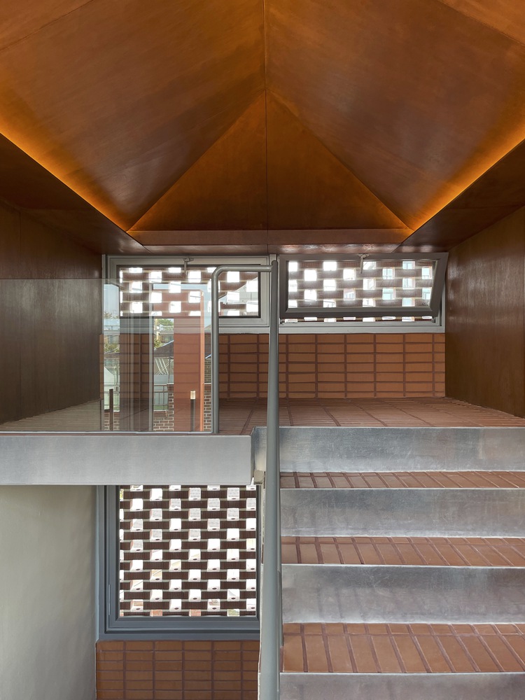 首尔 SINSA 大楼改造丨韩国首尔-6