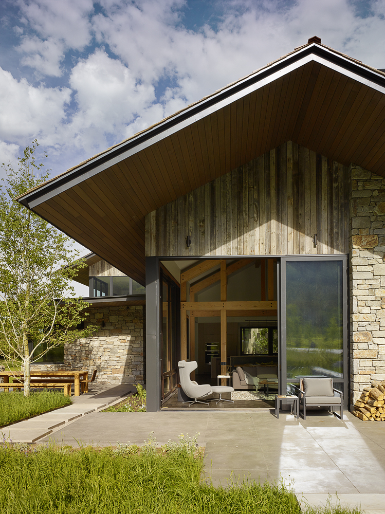 shooting star residence 1-12