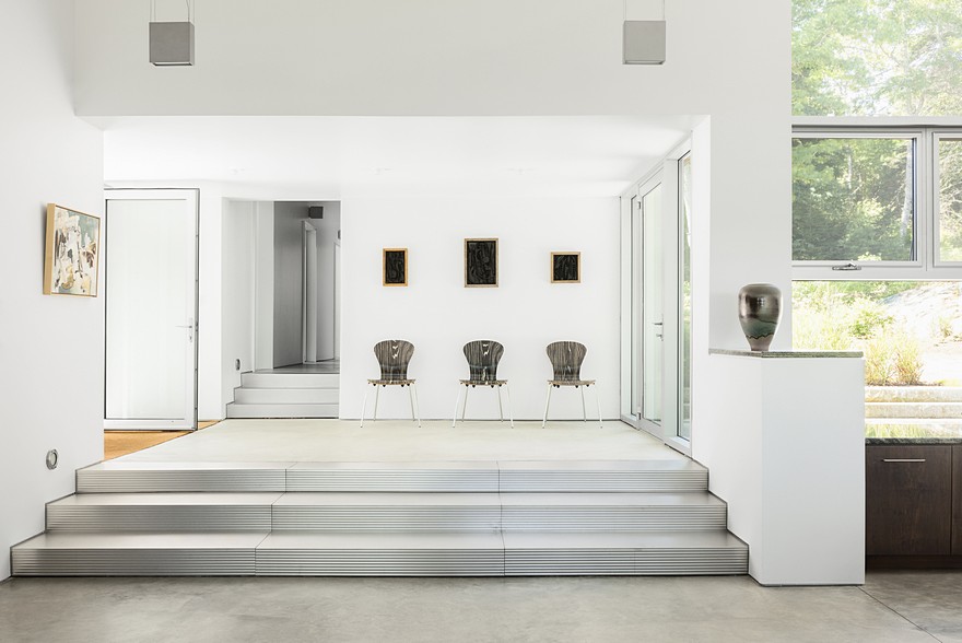 Maine Contemporary Retreat in a Scenic Cove Surrounding by a Dense Forest-9