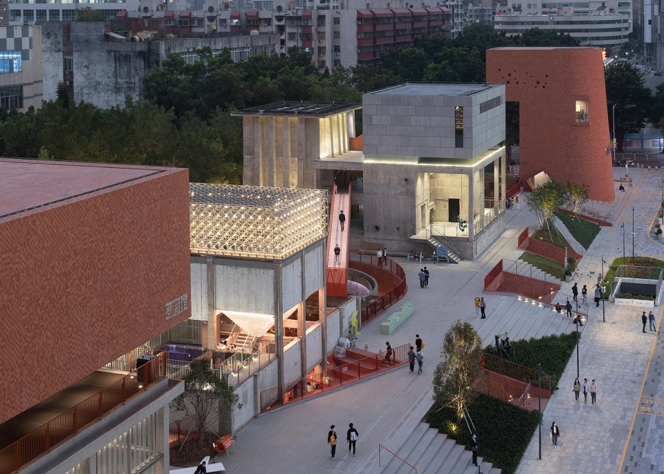 金威啤酒厂工业遗存改造 | 空间即展览的典范-1