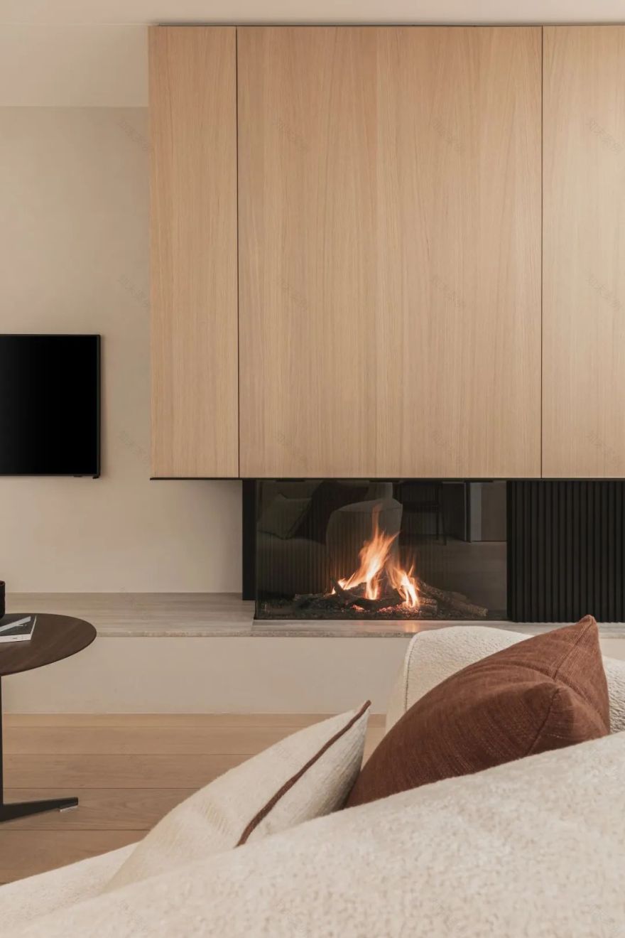 极简奢华的空间美学 · 比利时 Kortrijk jk House丨Laura Calleeuw-24