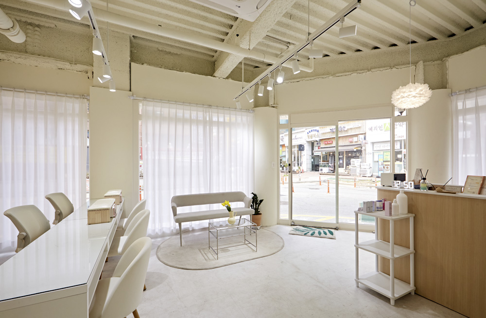 简约时尚的 15 平米小空间设计-8