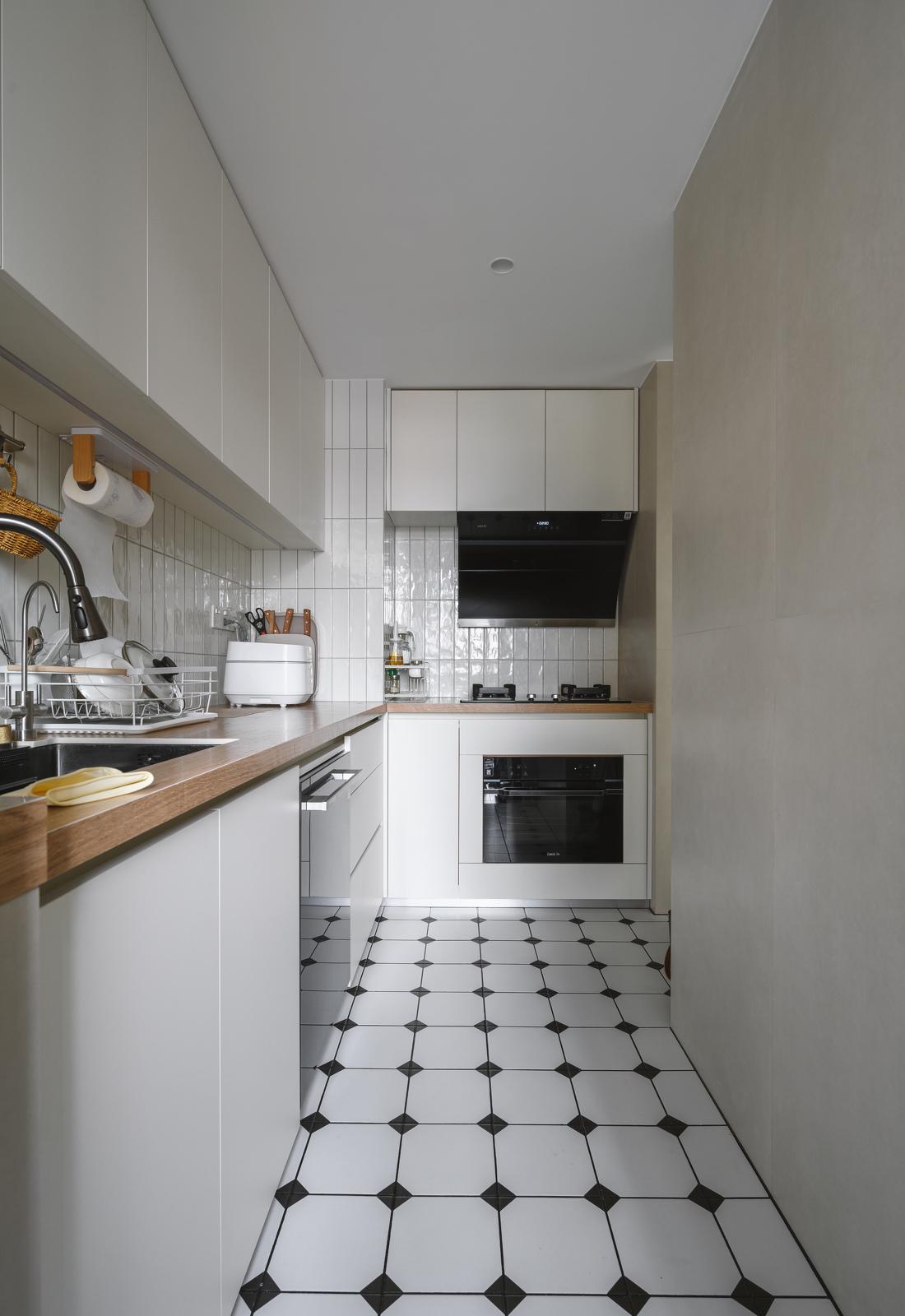 三人一猫的复古治愈系家丨中国成都-56