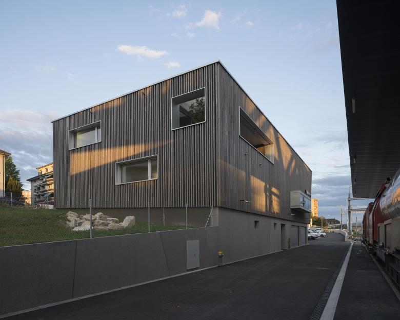 消防站 TES丨瑞士丨GiovanoliMozer architectes-10