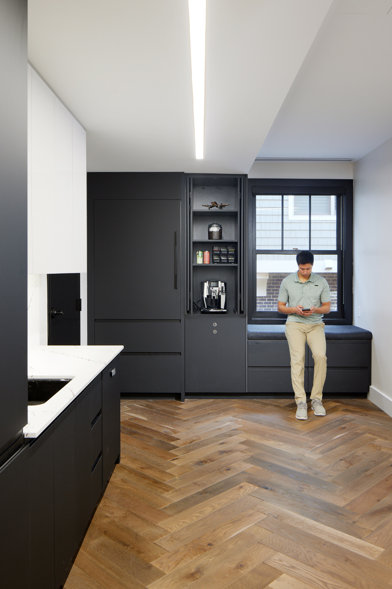 A Look Inside Jetcraft’s New Wayzata Office - Officelovin'-3