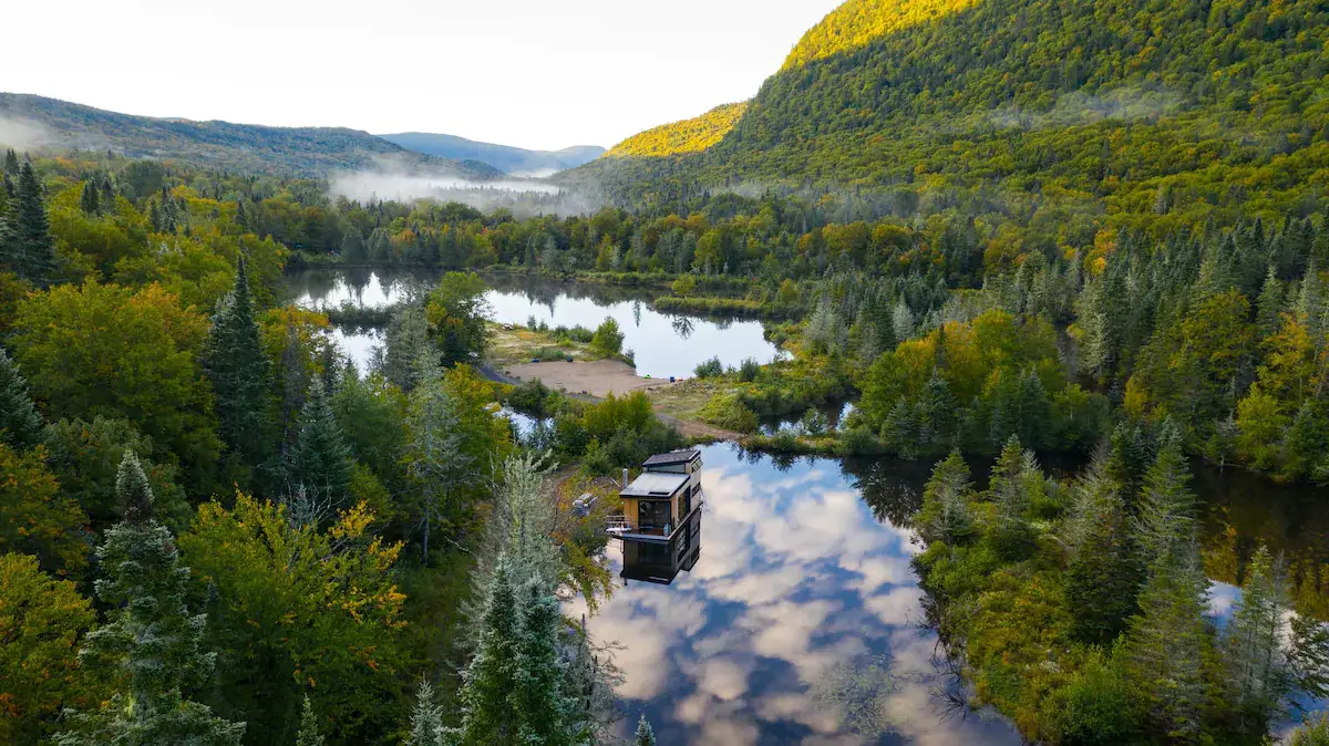 魁北克水上小屋 | 现代舒适与自然美景的完美融合-15