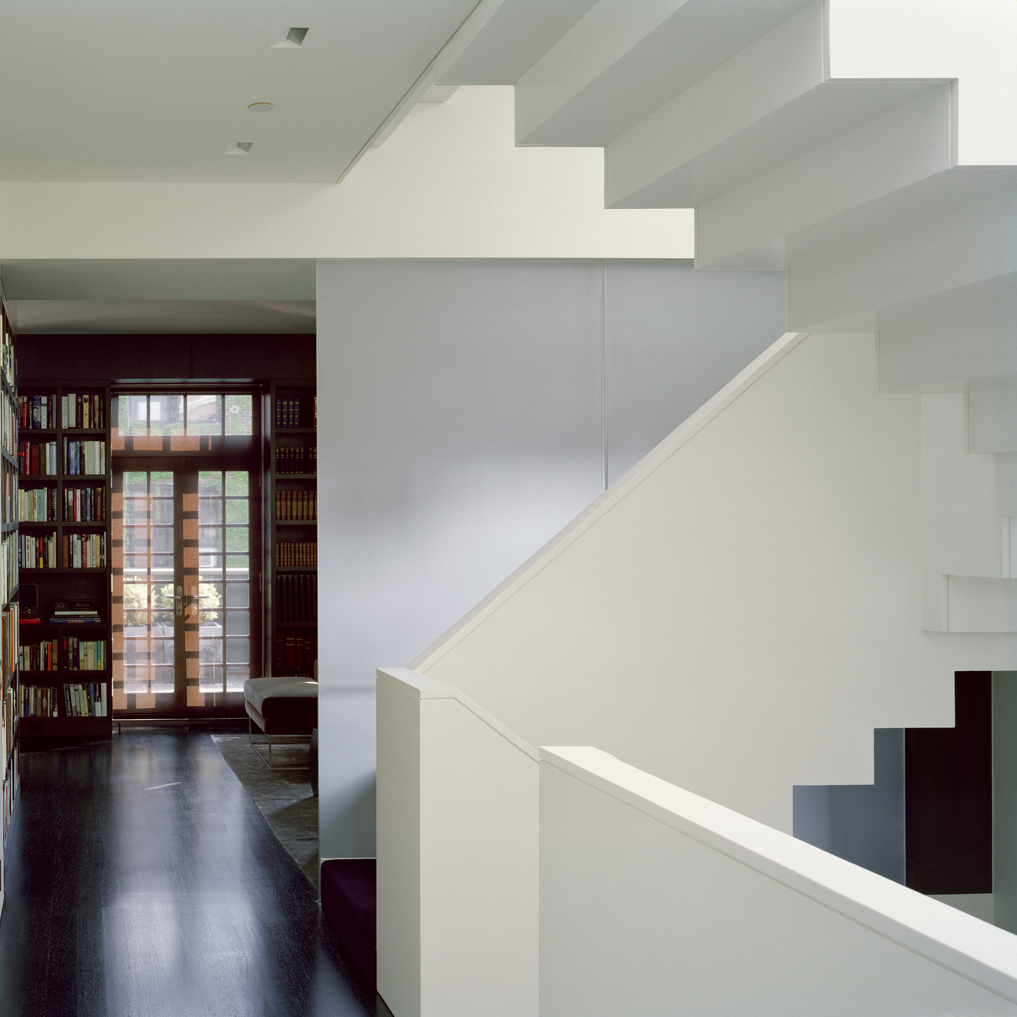 纽约市中心现代褐石住宅的创意设计-25