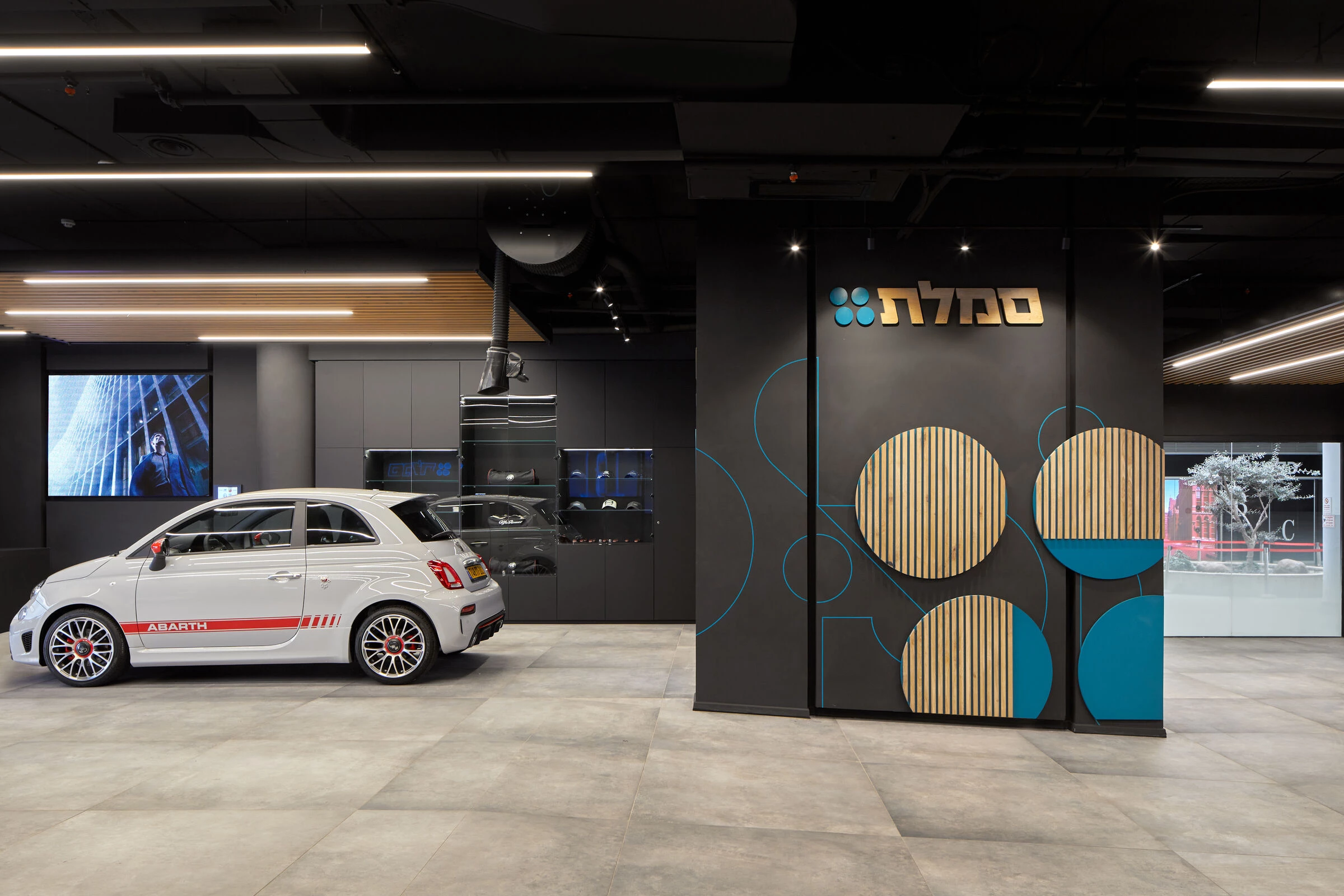 samelet TLV - premium vehicles receiving Space-14