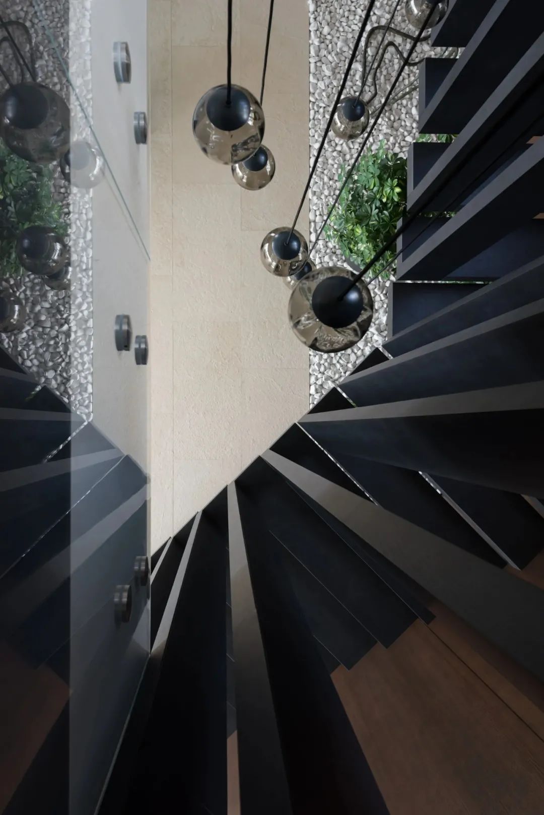 莫斯科郊区别墅，极简美学与自然融合的典范-87