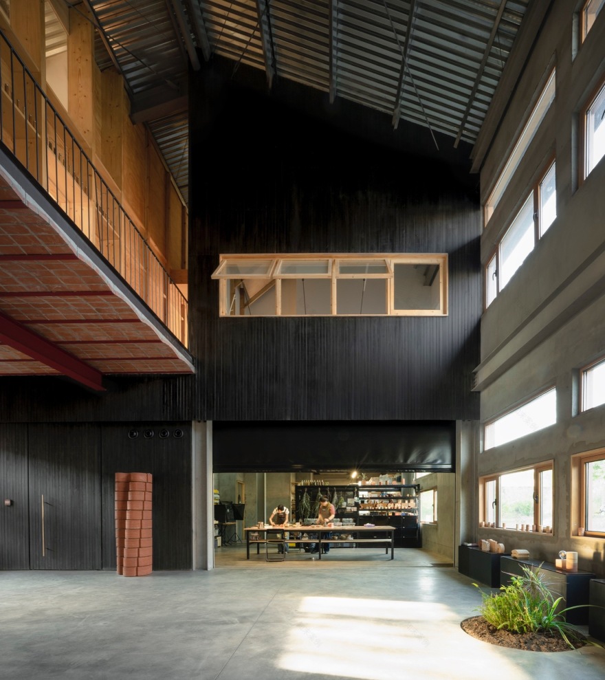 生土建筑与文化(西安)研究中心室内设计丨中国西安丨土上工作室-3