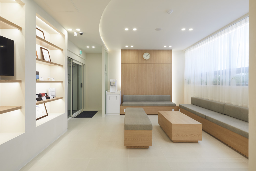 45 平米韩式简约诊所设计-3