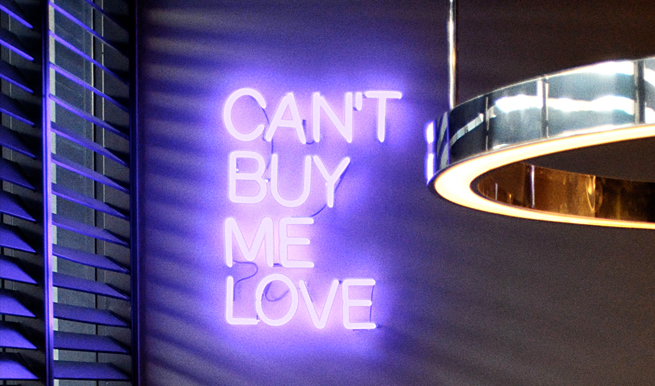 House of the Purple: Is it Branding? Is it Interior Design? | hoo-9