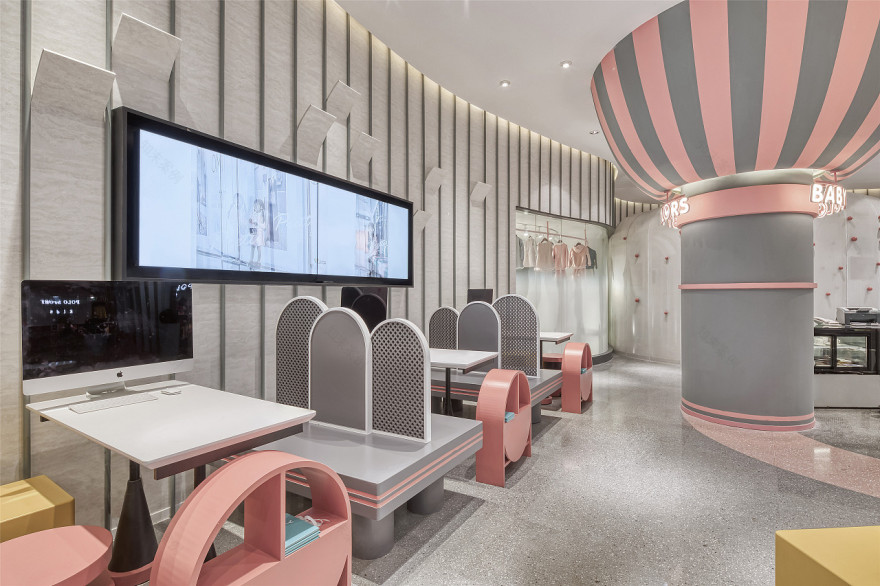 红黄蓝街拍馆 · 温柔高级的儿童摄影空间-11