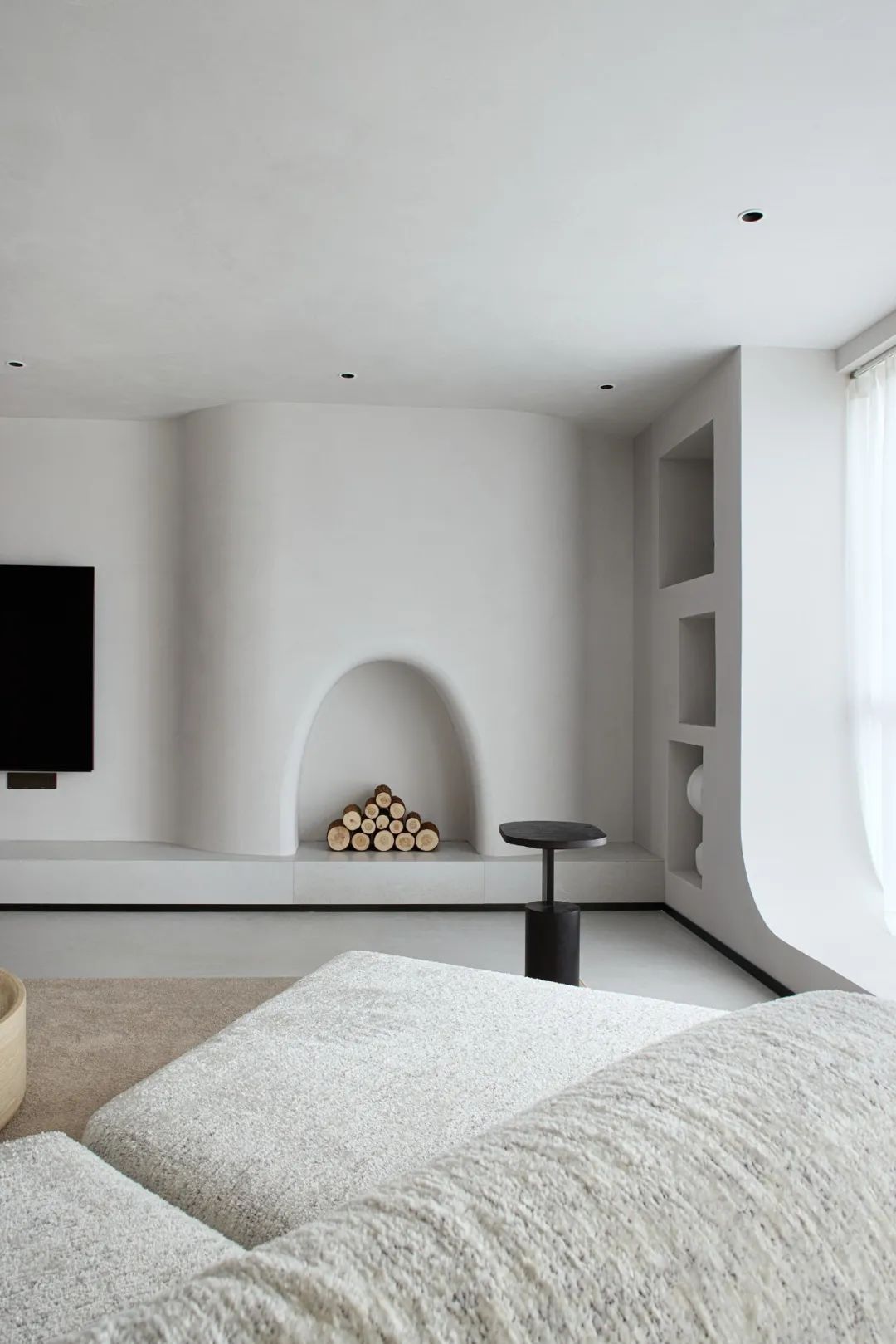 月光入海 · 吴丁来打造诗意同色系公寓-8