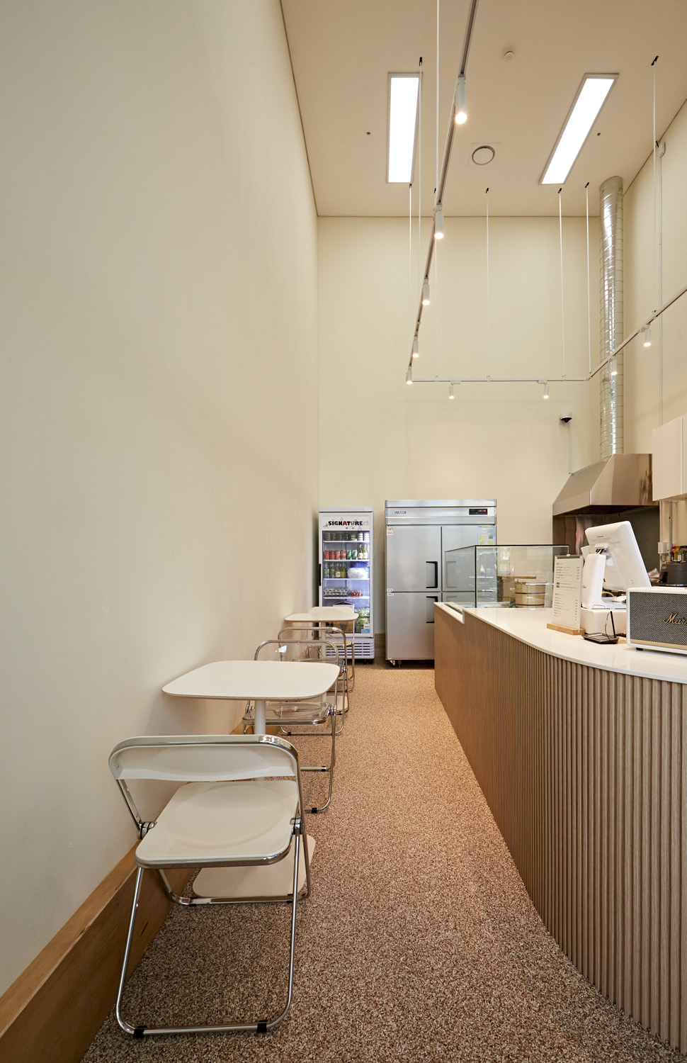 9 坪韩式餐厅 白色木质调温馨设计-5