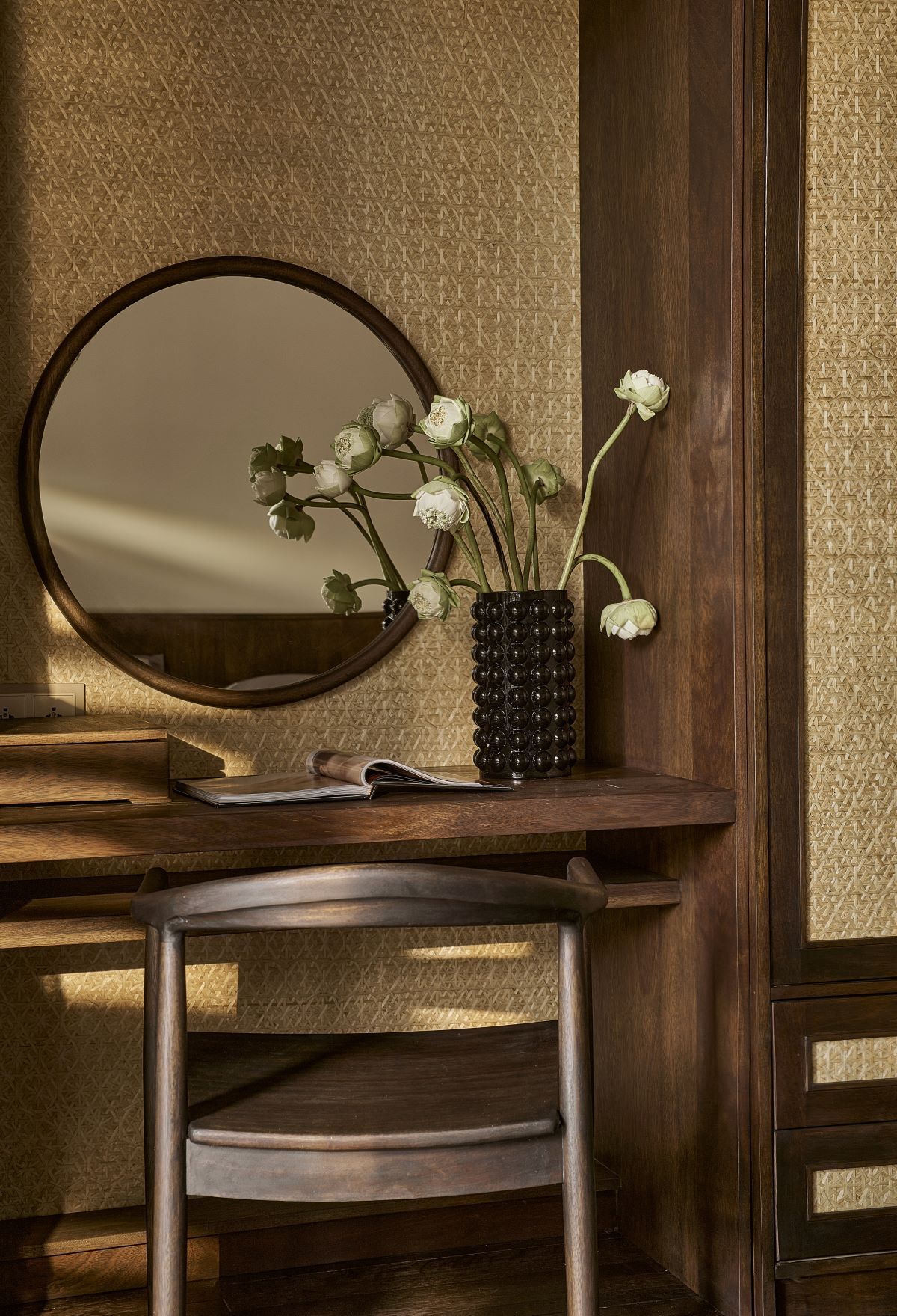 现代与传统共生,打造城市中的宁静绿洲-58