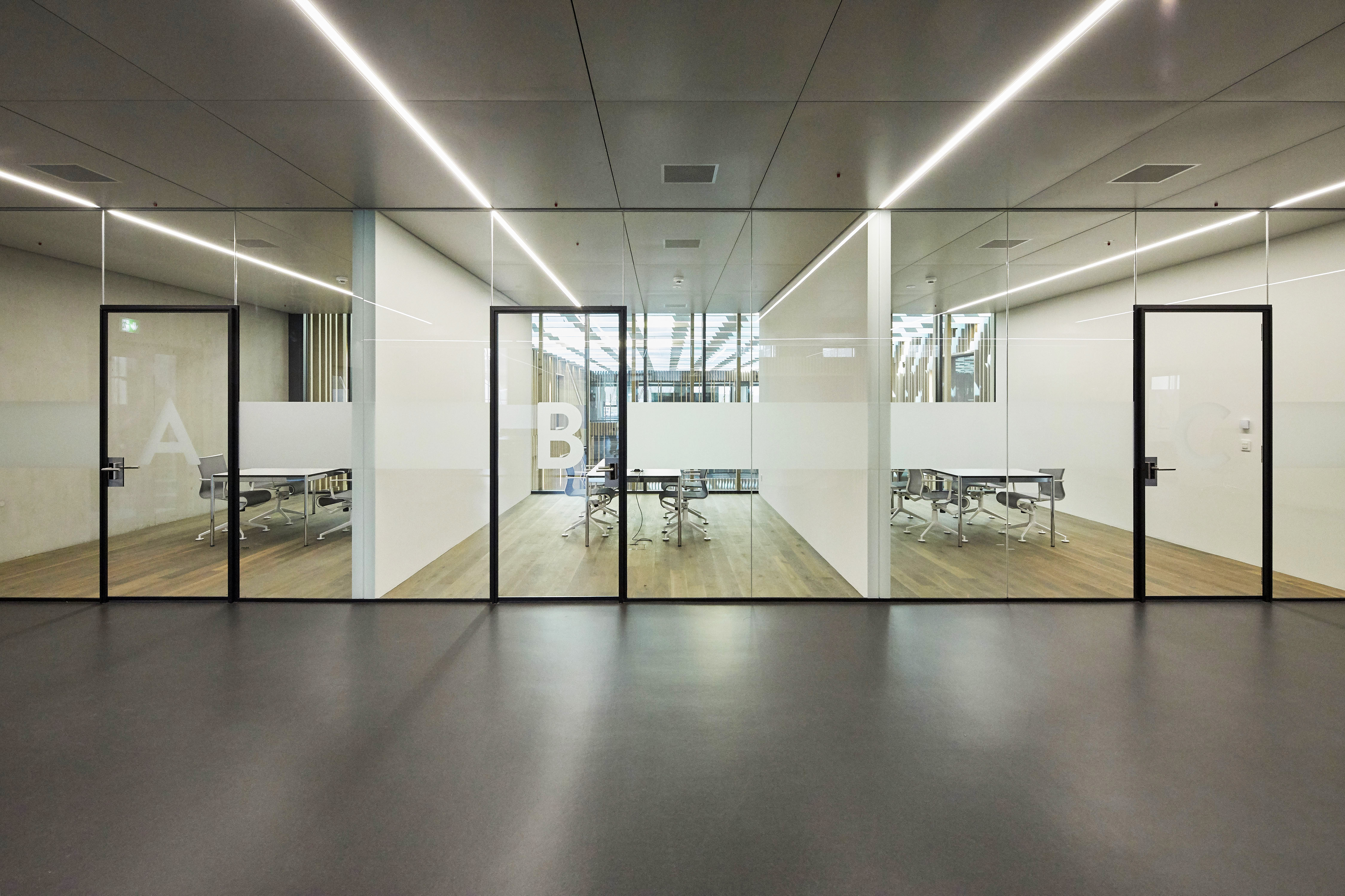 瑞士 Givisiez Scott Sports 新总部丨IttenBrechbühl-21