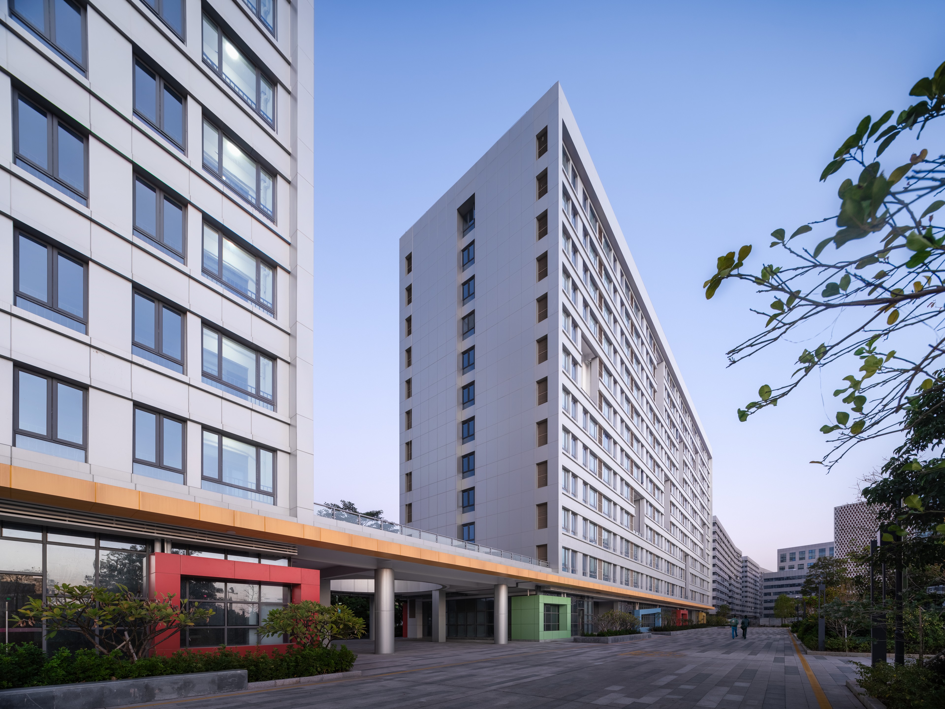 深圳航空公司总部东区员工宿舍(B19,B20)丨中国深圳丨深圳大学建筑设计研究院有限公司“钟中+钟波涛”工作室-45