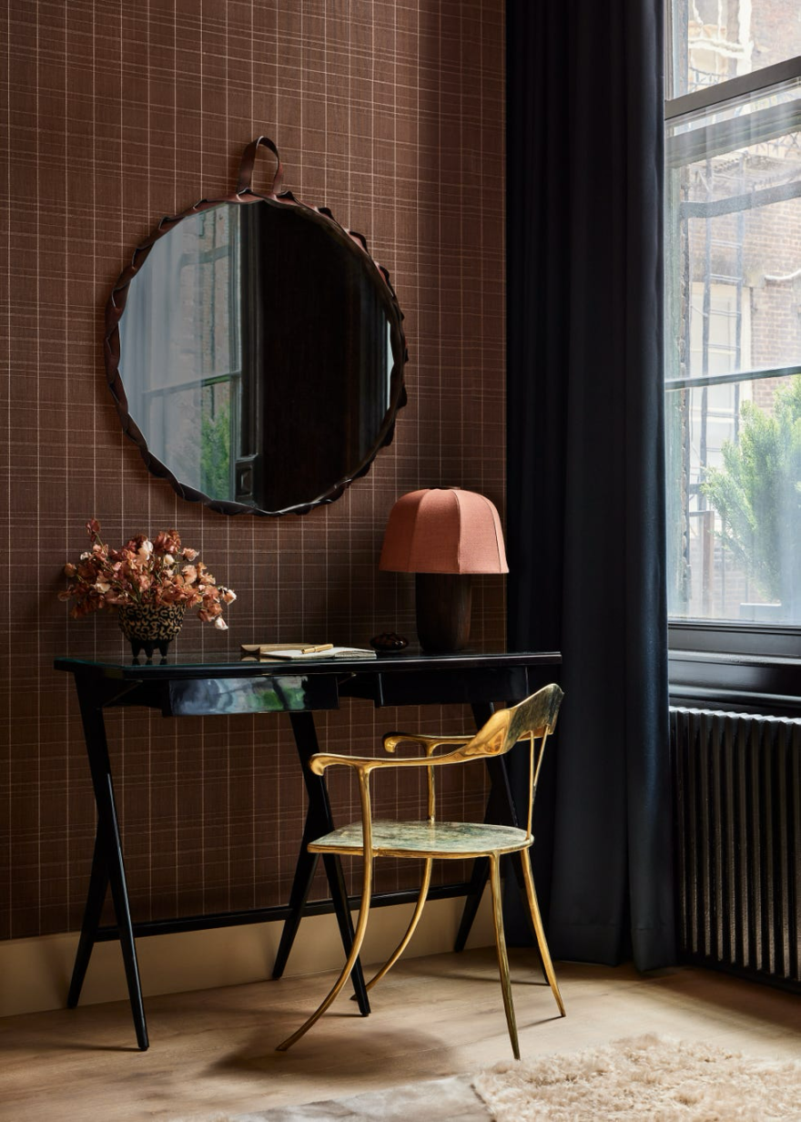 以电影主人公为灵感,打造暗黑时尚空间-15