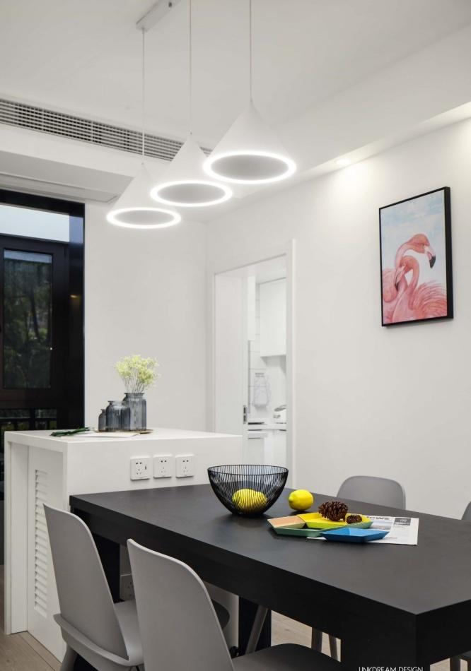 上海 W 酒店网红斗牛犬音箱照亮的两口之家-22