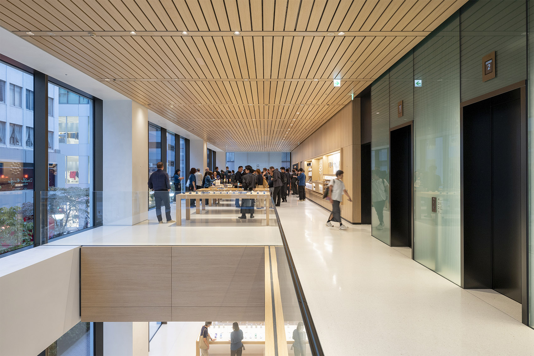 苹果银座店焕新丨日本东京丨Foster + Partners-20