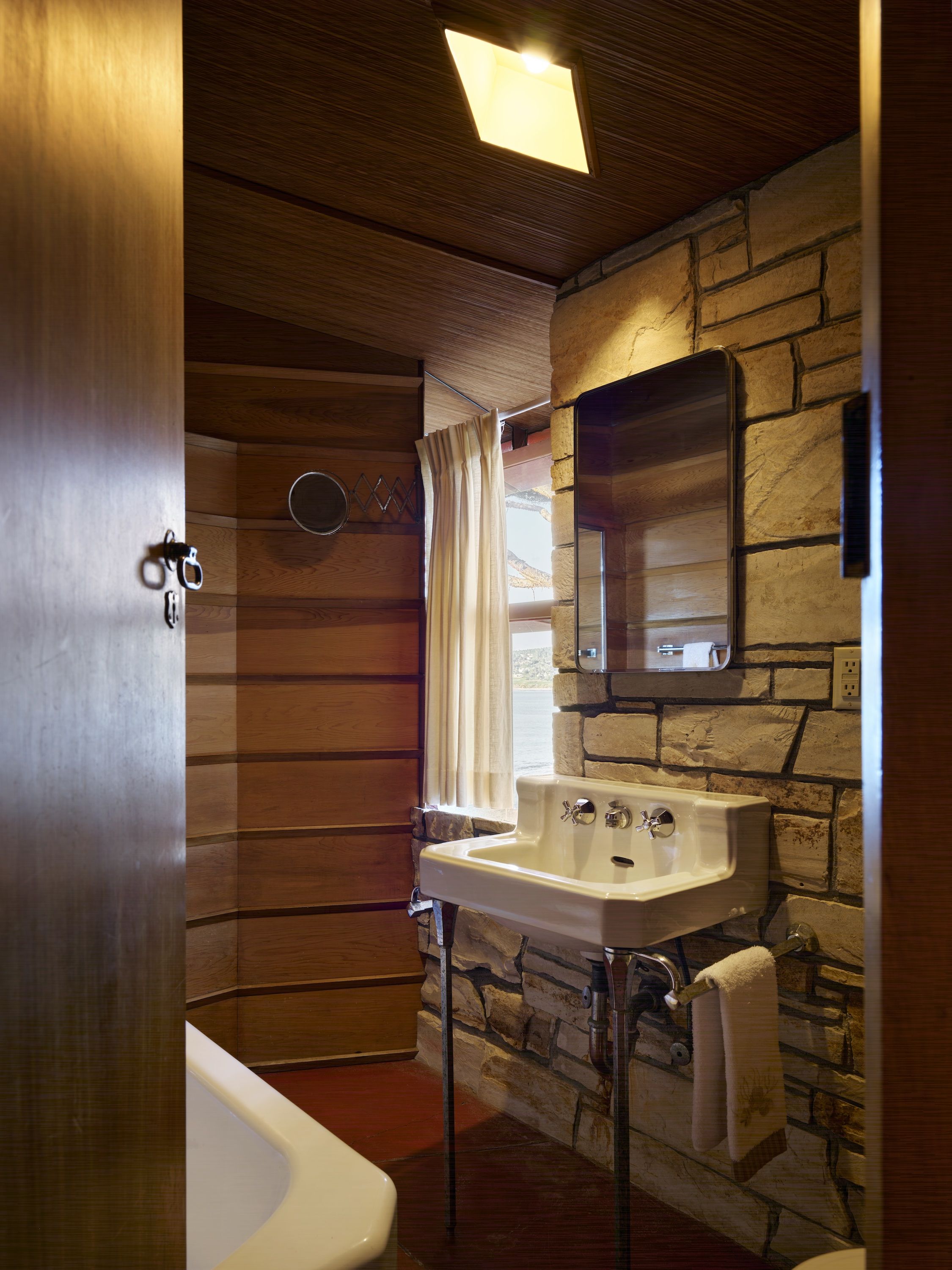 “克林顿・沃克夫人邸”（别名“小屋・在礁石上”）丨美国加利福尼亚丨弗兰克・劳埃德・赖特-16