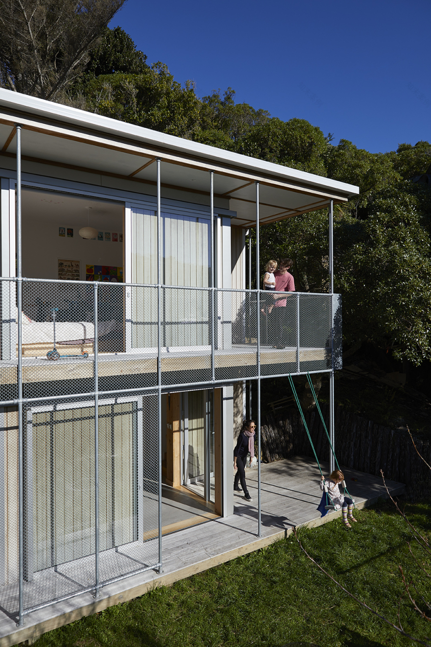 豪特博……拼贴式建筑
注:Hotbo可能是特定的名称,因缺乏更多背景信息只能音译;· ·这里保留原样,不清楚其确切含义 -12