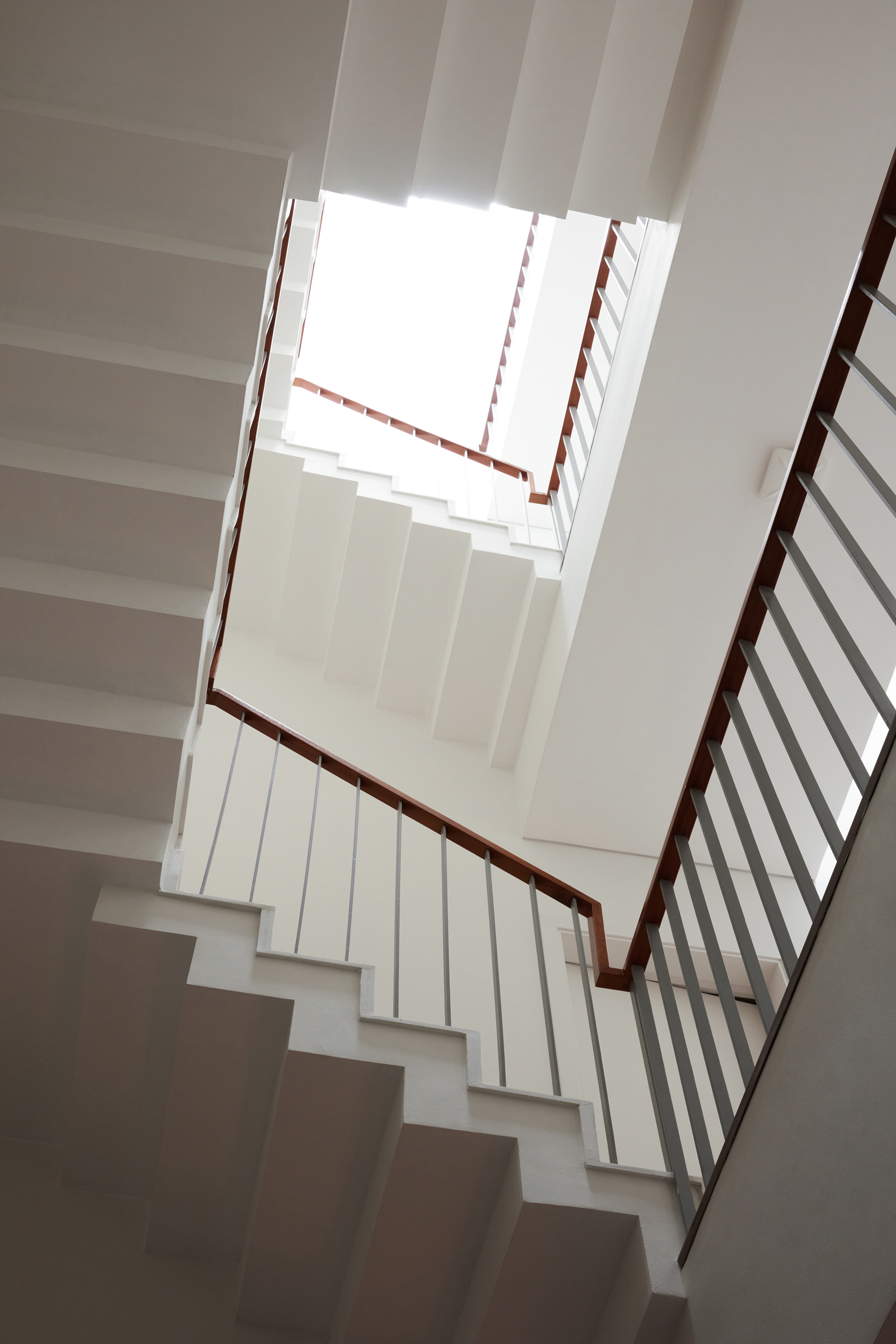 仁义之家;义之家(这里Yen Nghia可能对应越南语的Nhân nghĩa,是仁义的意思,在没有更多背景的情况下推测翻译,Yen Nghia直接音译可成延义等,但音译表意不明确,凭借较常见越南语语义选择意译) 丨越南河内-11