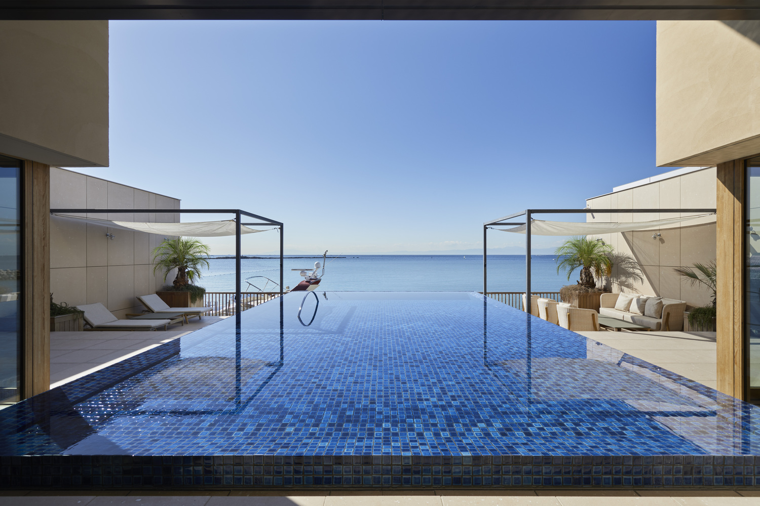 日本岸上凉廊旅馆-7