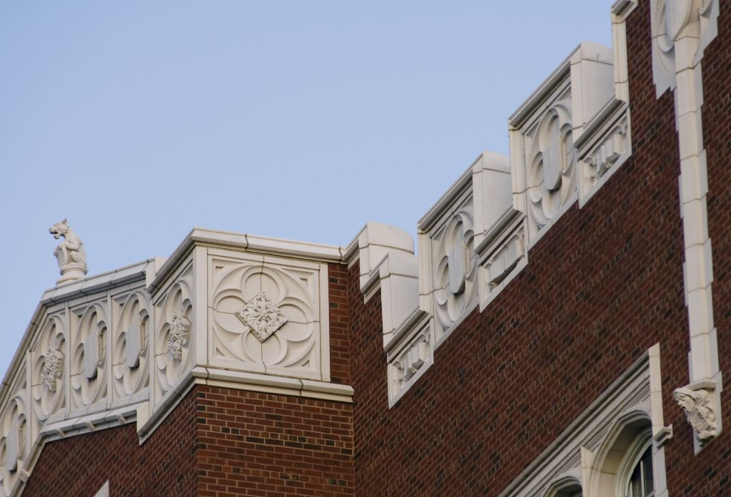 世纪老校的翻新重生 | 美国布朗克斯 Joseph R. Drake 公立学校 48 号楼-17