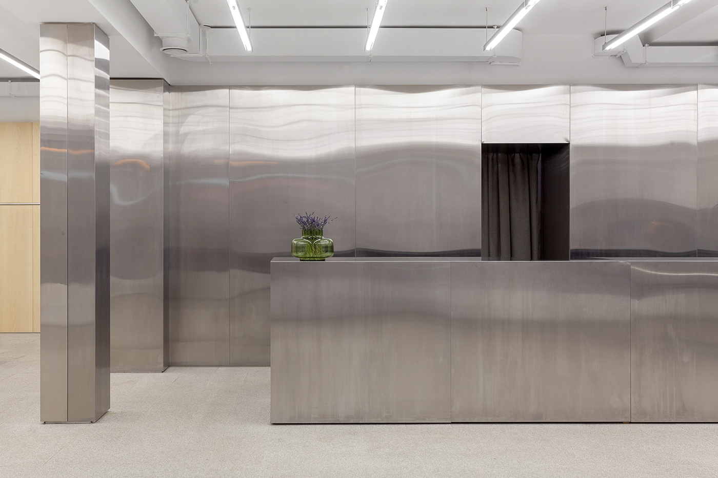 SHU store 服装店丨俄罗斯丨adept.works-18