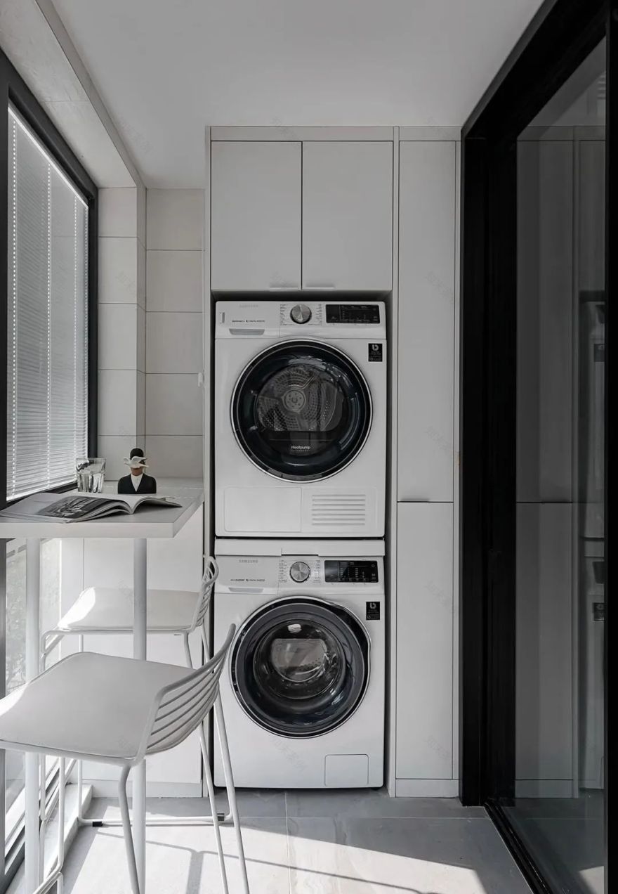 禁欲人居 · 南京融侨中央花园的现代简约二居室设计丨中国南京-57