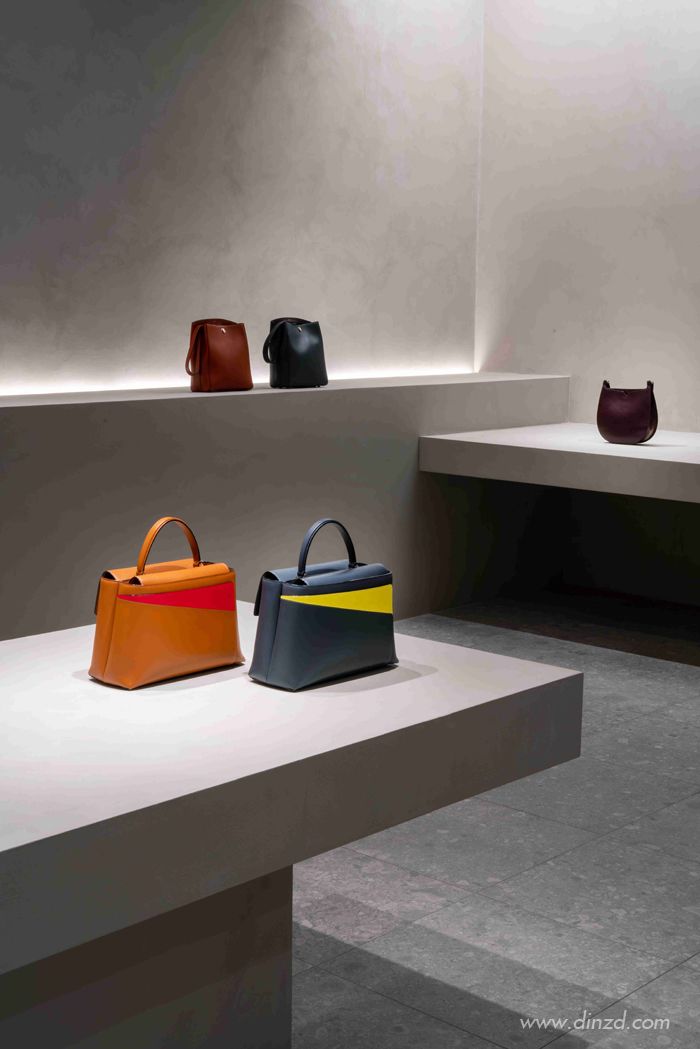 极简大师 John Pawson 打造 Valextra 米兰旗舰店-26