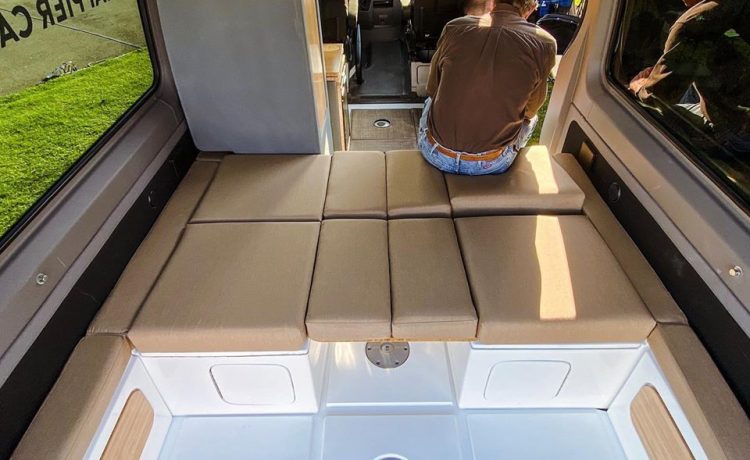 Happier Adaptiv 模块化厢式货车内饰设计丨Happier Camper-8