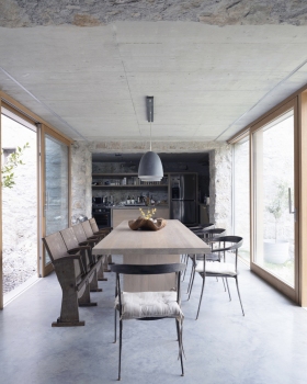 卡纳斯基·洛姆大厦丨OFIS Architects
