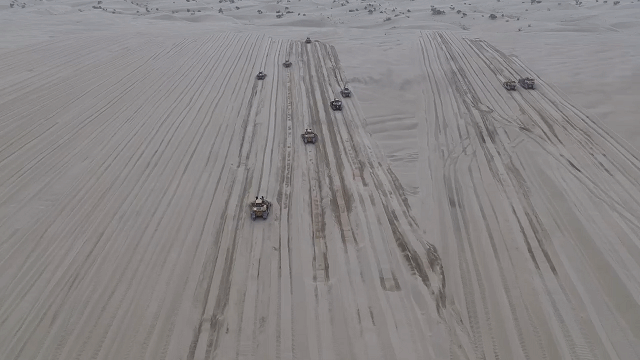 向新逐绿,中建八局承建中电智慧喀什地区麦盖提县工业园区低碳转型50万千瓦光伏项目成功并网-69