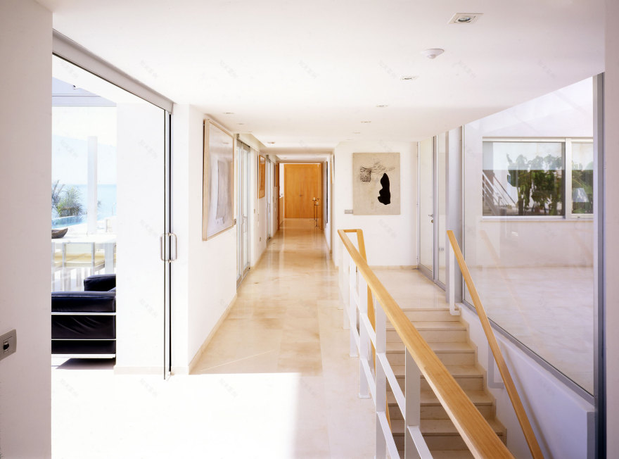 托瑞贝勒斜坡上的家庭别墅-11