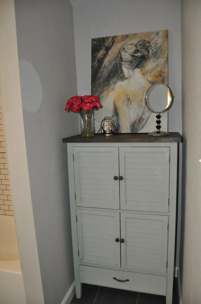 地下室空间翻新打造经济型新卫生间-26