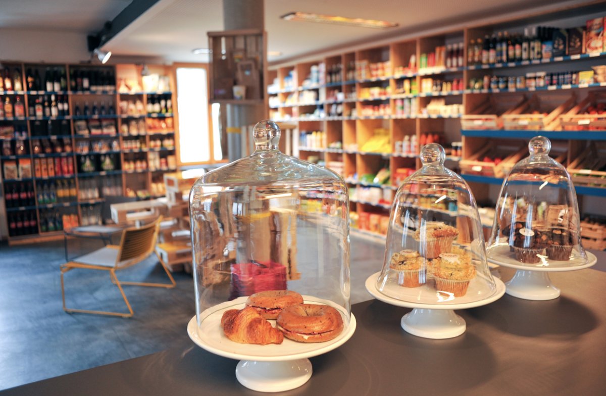 Mundvoll Café + Grocery Store (咖啡馆+杂货店)-2