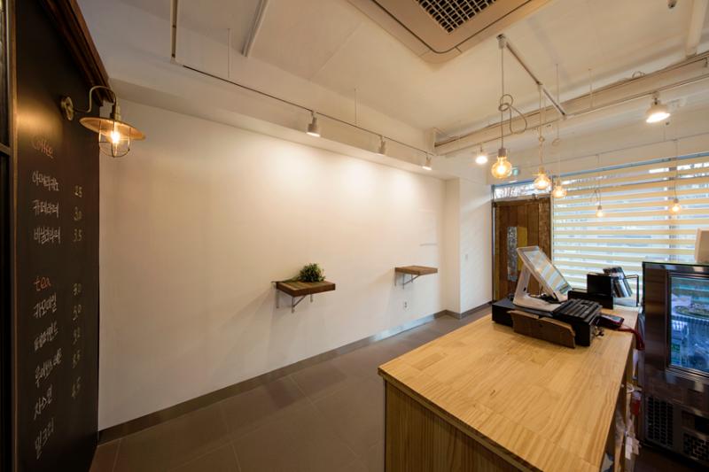 简约 11 坪蒙莫丽亚甜点店 精致大理石风格空间-8