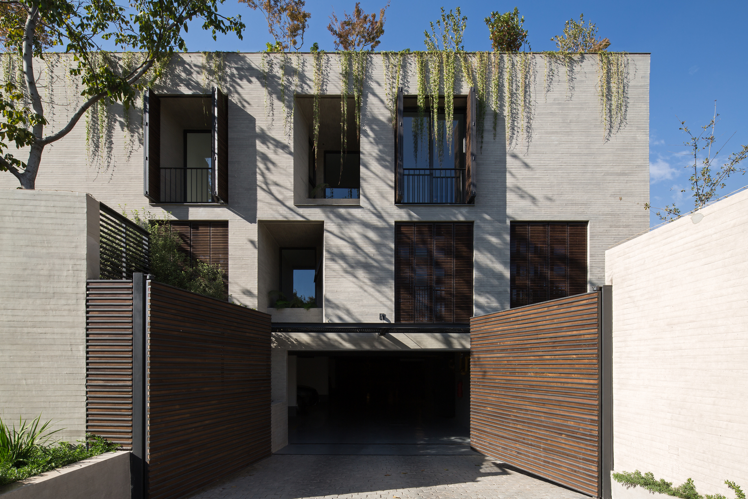 安第斯山脚下的混凝土庄园-39