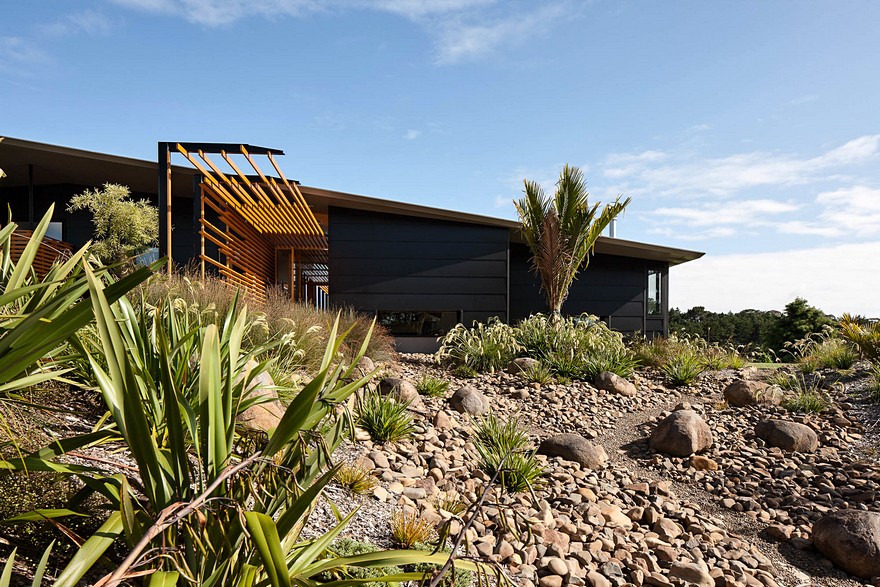 Te Hihi House / Strachan Group Architects-6