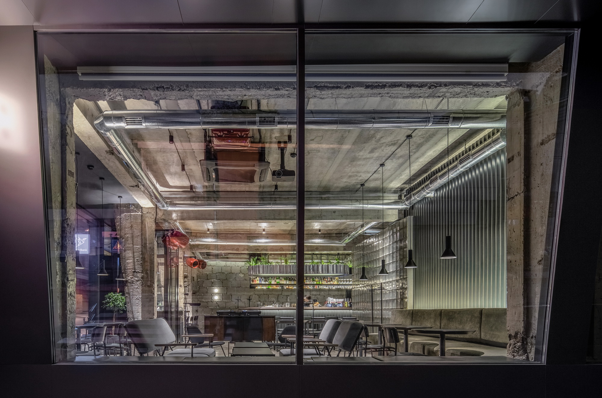 balbek bureau 设计 | 主角酒吧（Bar Protagonist）-9