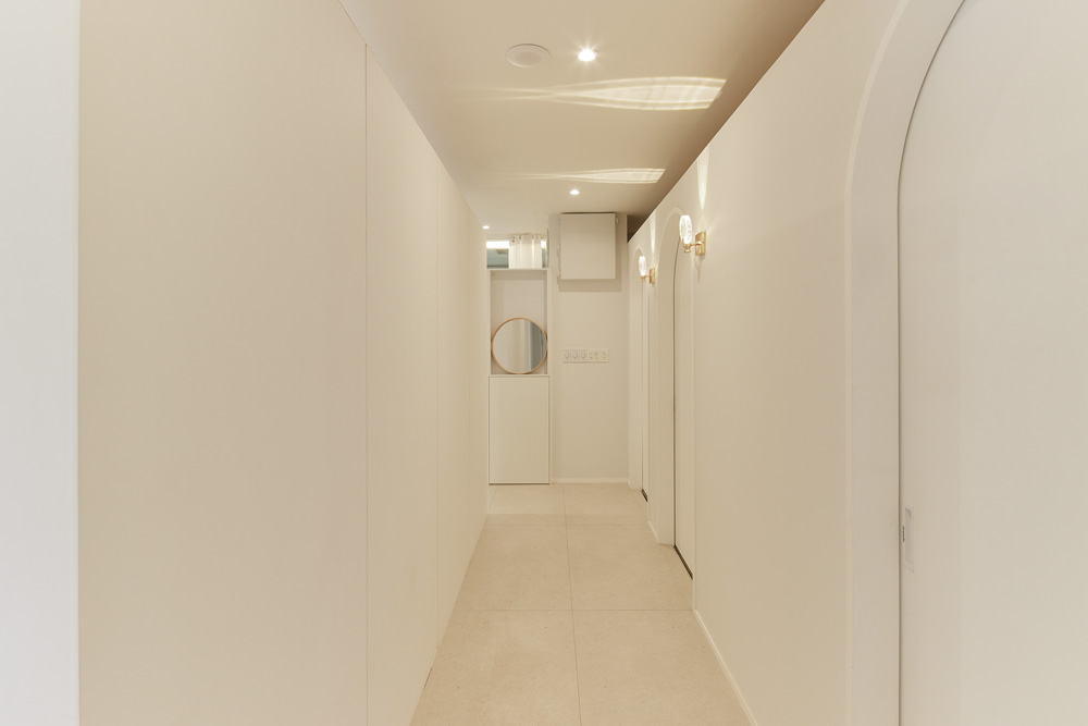 白色梦幻，高级感爆棚的 27 平米小户型设计-6