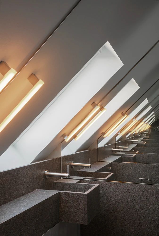 带阁楼的公寓设计丨丹麦哥本哈根丨Studio David Thulstrup-1