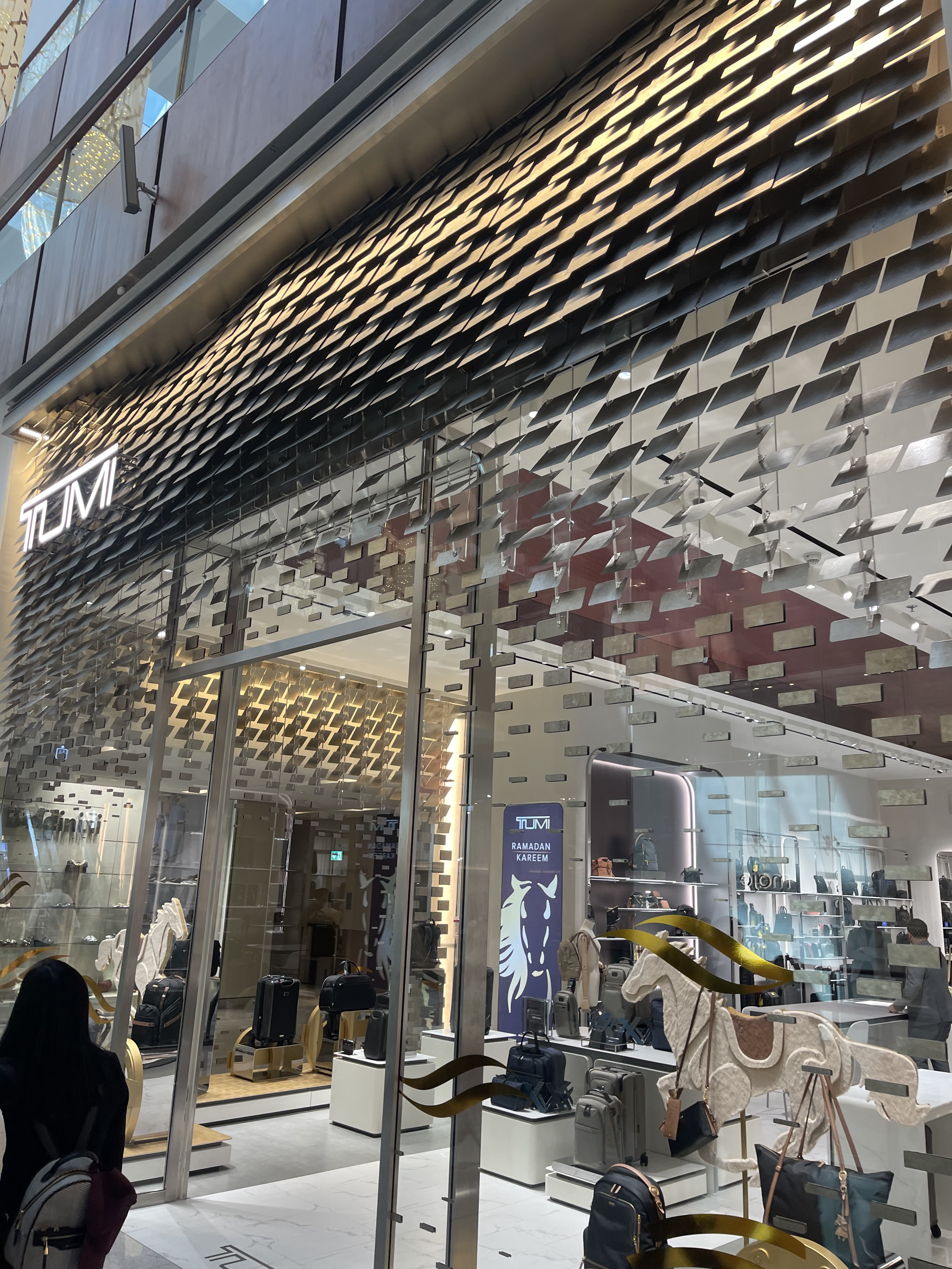 Идеи для интерьера магазина-5