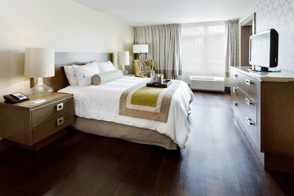 HOTEL INDIGO RIVERHEAD-0